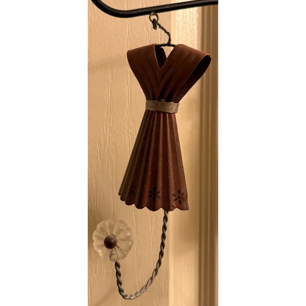 VTG Dress Shape Hooks with Wall‎ Mounted Hanger Decorative Hanger Hook